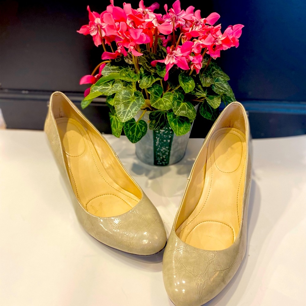 Gray Patent Calvin Klein Wedges - size 9
